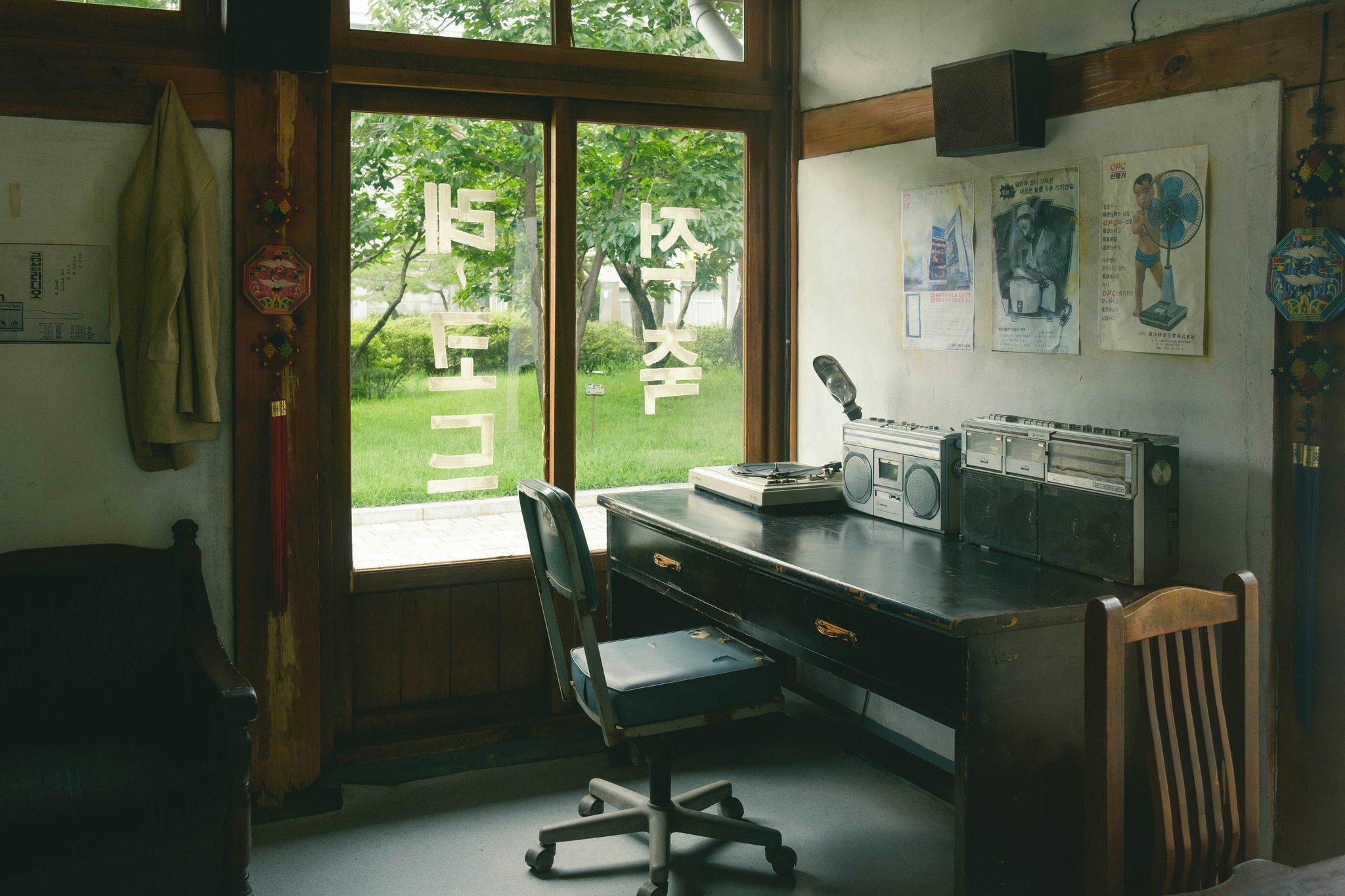 Side-by-side image showing successful and failed claim emails