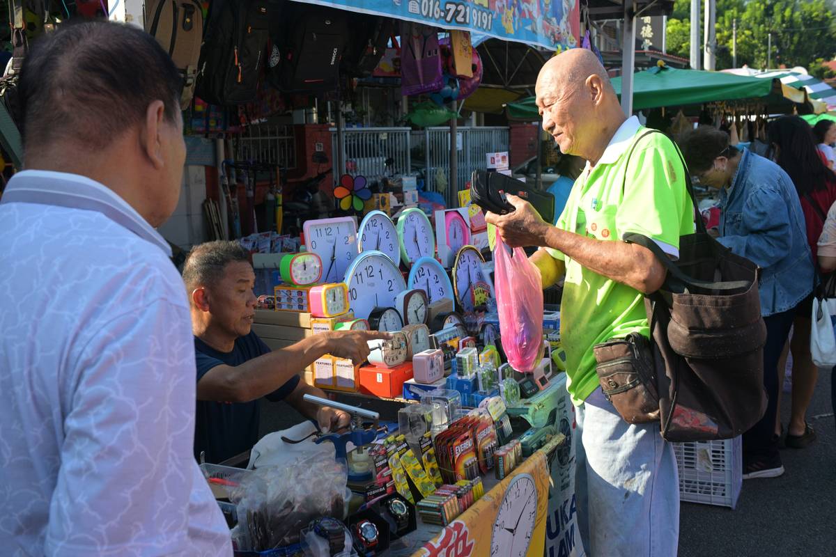 Bar chart showing average refund amounts through price protection claims